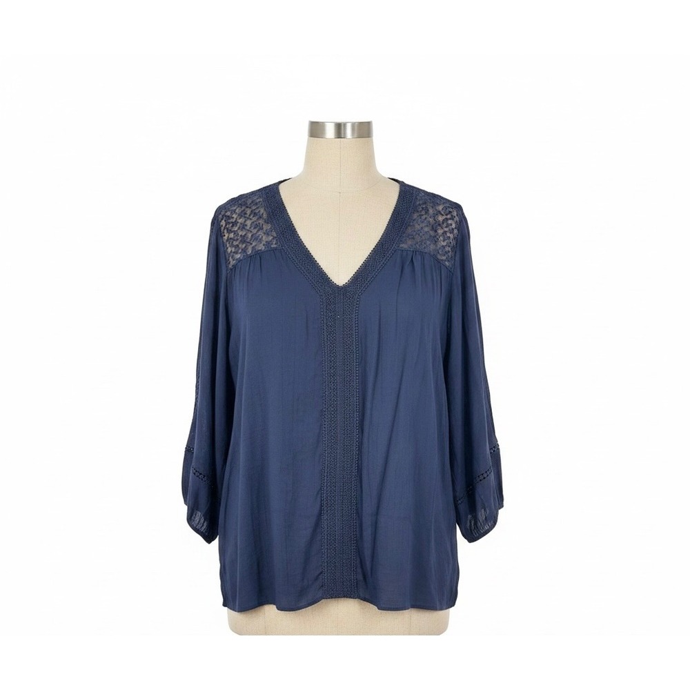 Avenue Navy Blue Lace Trim V Neck Blouse Size 30/32